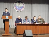 Почетный гость на Дне открытых дверей ВУЗа — выпускник нашей кафедры
