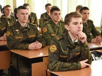 Сотрудники спецподразделений провели показные занятия для студентов ВУЦ АлтГТУ