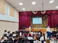 АлтГТУ проводит классные часы для школьников Барнаула