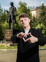 Ишутинов Дмитрий Андреевич