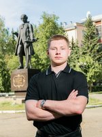 Макаренко Андрей Денисович