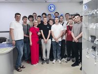 Погружение с первого курса: студенты ЭФ посетили предприятие «Аргум»