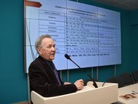 Известный ученый провел открытую лекцию по материаловедению для студентов
