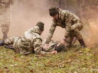 Курсанты ВУЦ продемонстрировали свои умения на Олимпиаде по первой помощи и тактической медицине