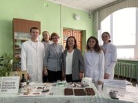 Кафедра ТХПЗ организовала мастер-класс для абитуриентов по декорированию кондитерских изделий Кафедра ТХПЗ организовала мастер-класс для абитуриентов по декорированию кондитерских изделий
