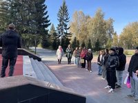 Студенты кафедры «Экономика» провели экскурсию в рамках проекта «Помню подвиг трудовой»