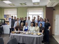 Студентам провели мастер-класс по изготовлению полезных кондитерских изделий Студентам провели мастер-класс по изготовлению полезных кондитерских изделий