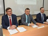 В АлтГТУ обсудили будущее строительного образования