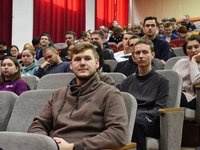 Студенты АлтГТУ участвуют в Уроках мужества