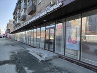 Завешается художественная выставка, посвященная мужскому и женскому весенним праздникам