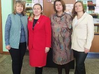 В АлтГТУ организована выставка «Весеннее вдохновение»