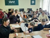 В Центре талантов Фонда Мельниченко прошел открытый урок по физике для школьников и их родителей