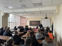 Сотрудники Госавтоинспекции провели профилактическое мероприятие со студентами АлтГТУ Сотрудники Госавтоинспекции провели профилактическое мероприятие со студентами АлтГТУ